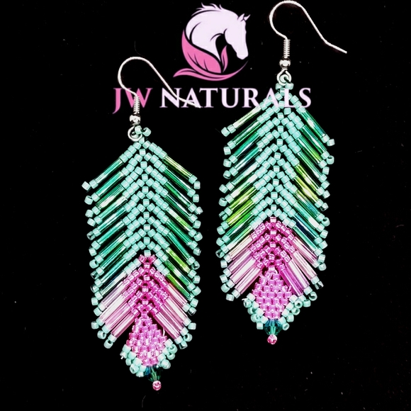 ⭐SOLD⭐ JRW Handmade Feather Earrings - Picture 3 of 8